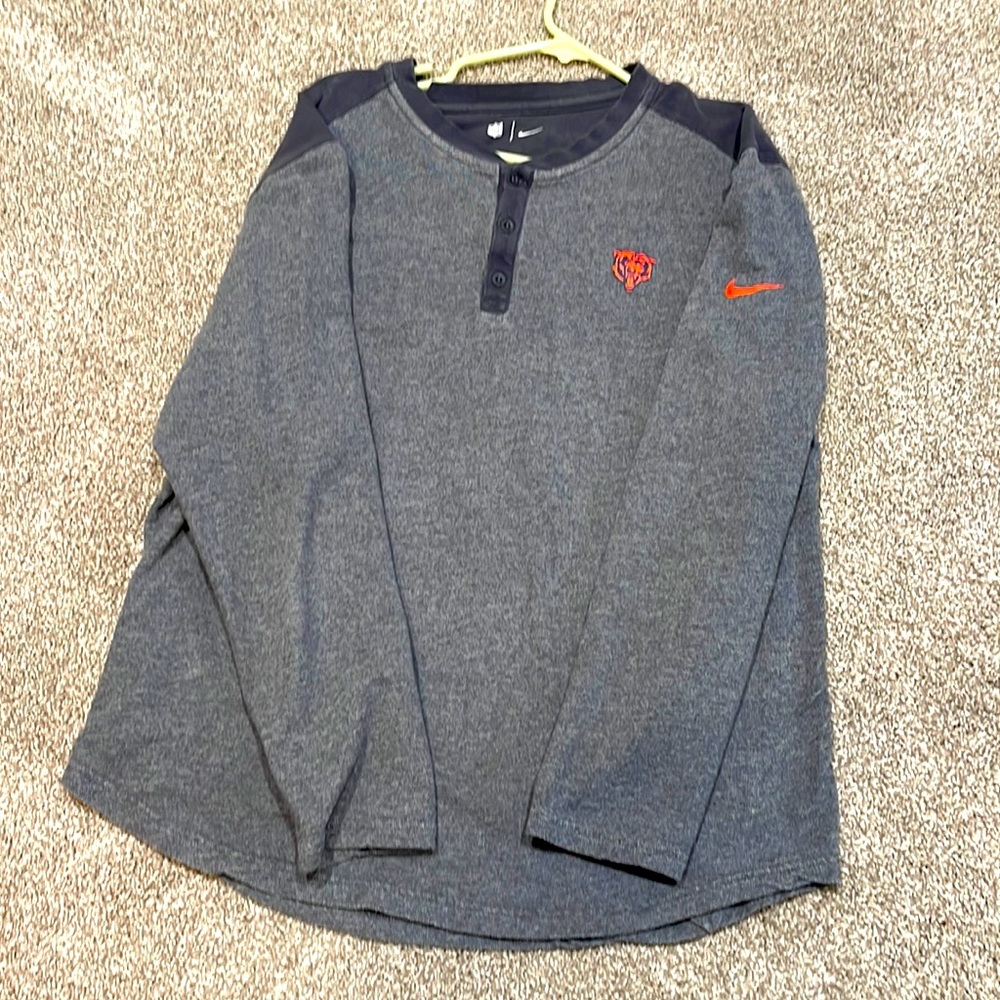 Long sleeve Nike Chicago Bears shirt size L
